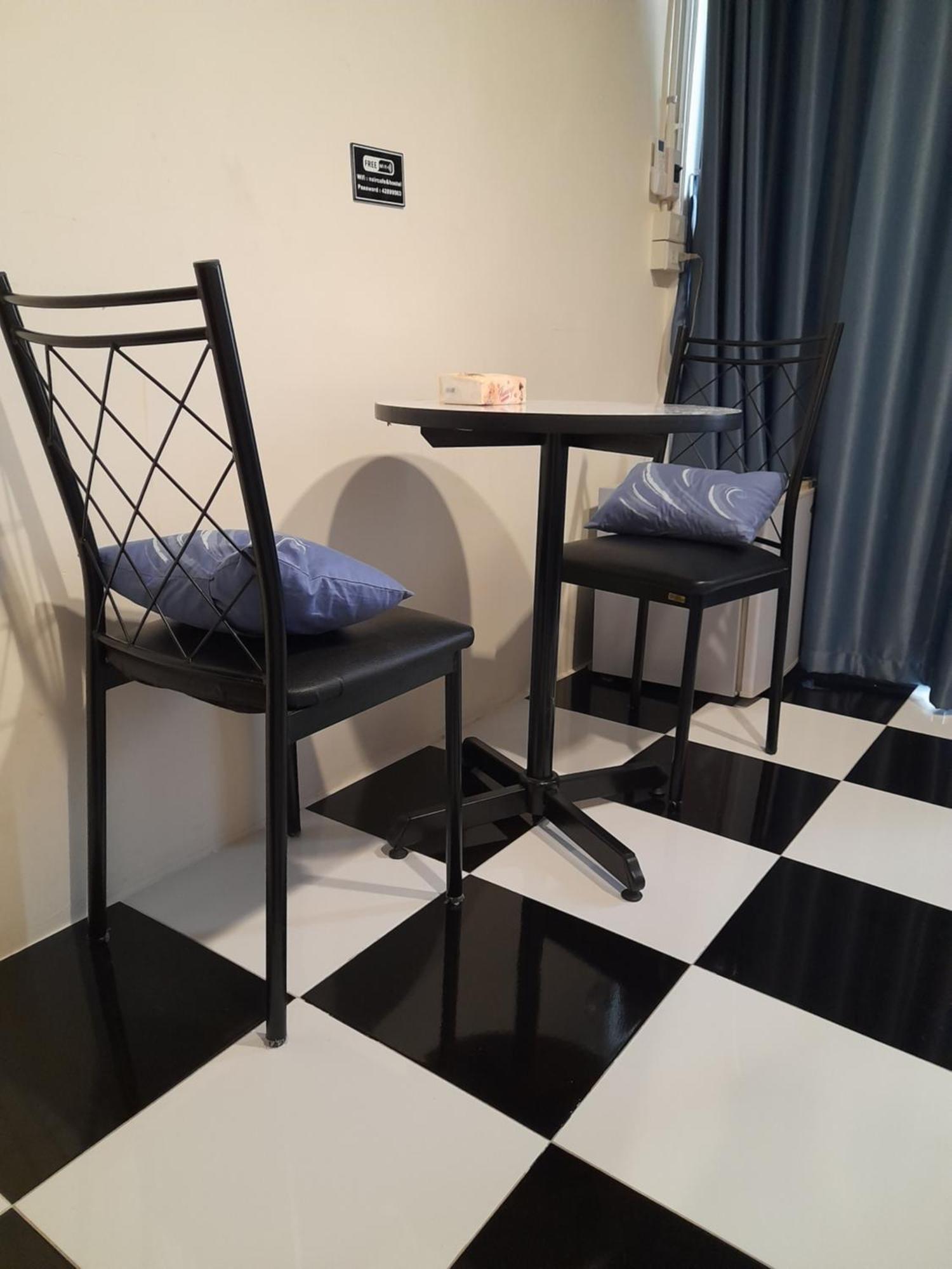 Noir Cafe And Hostel Chinatown بانكوك المظهر الخارجي الصورة