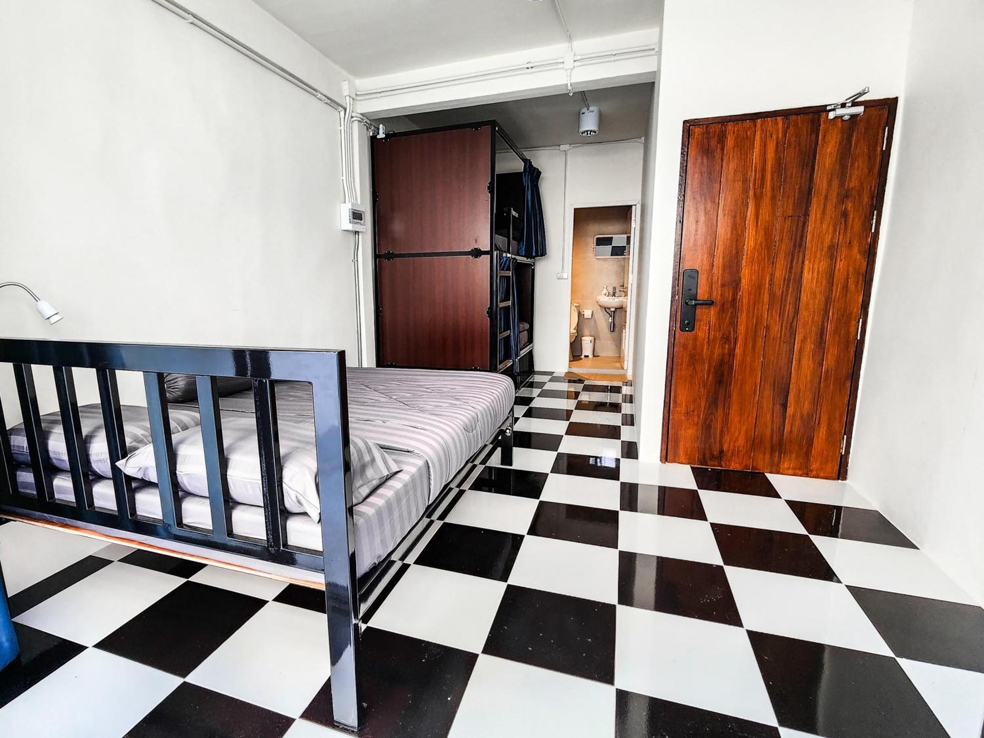 Noir Cafe And Hostel Chinatown بانكوك المظهر الخارجي الصورة